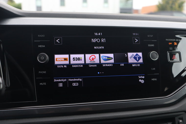 Vehicle Image 19