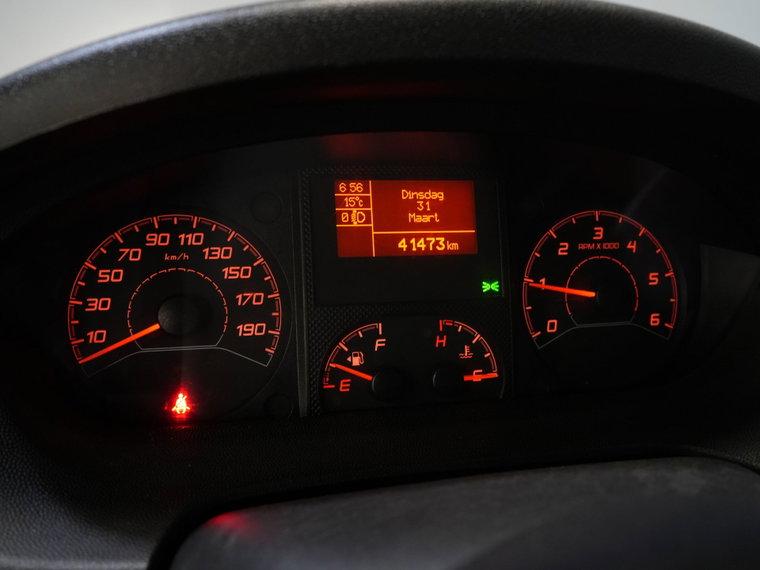 Vehicle Image 19