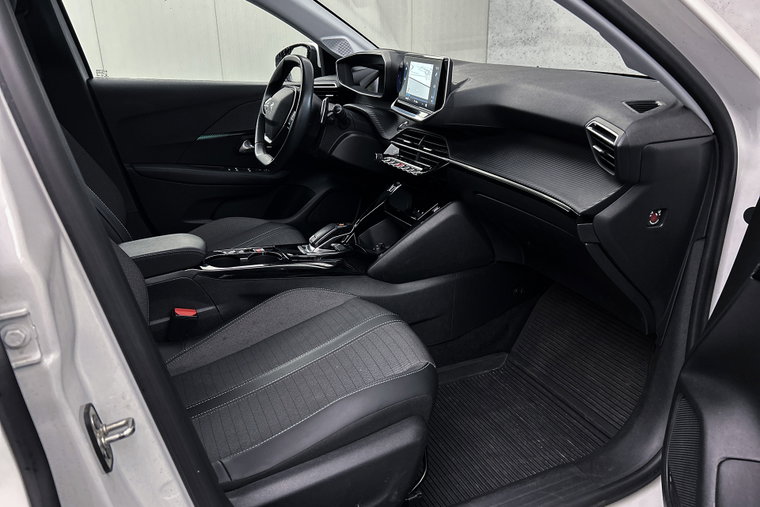 Vehicle Image 31