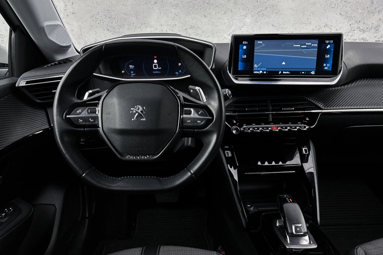 Vehicle Image 10