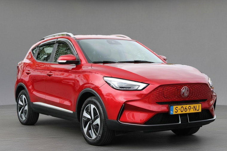 Vehicle Image 7
