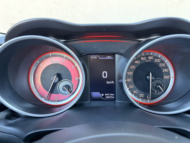 Vehicle Image 21