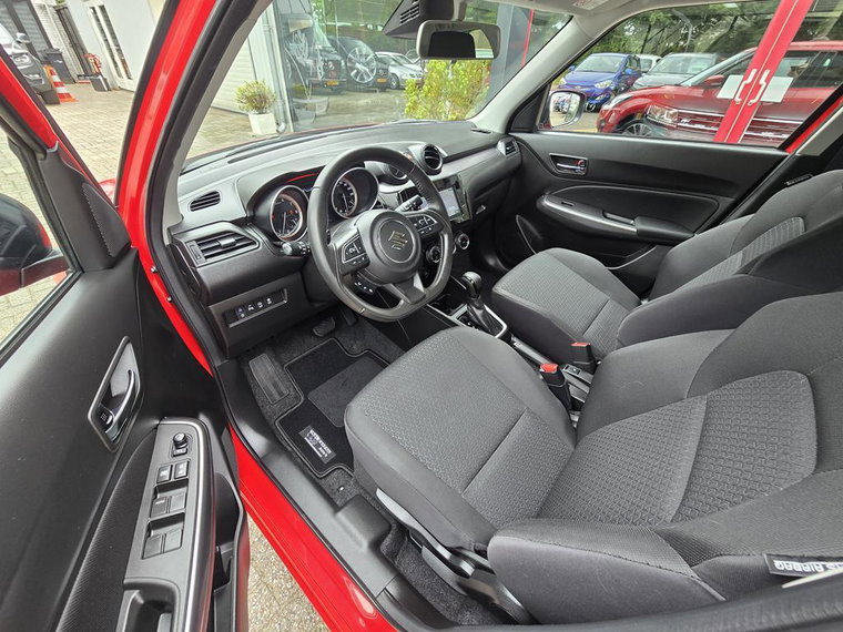 Vehicle Image 13