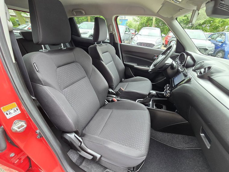 Vehicle Image 15