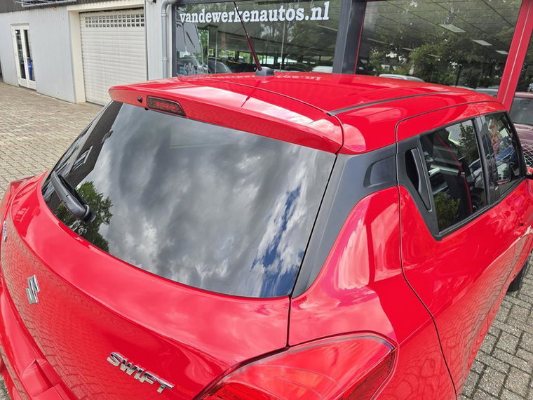 Vehicle Image 36