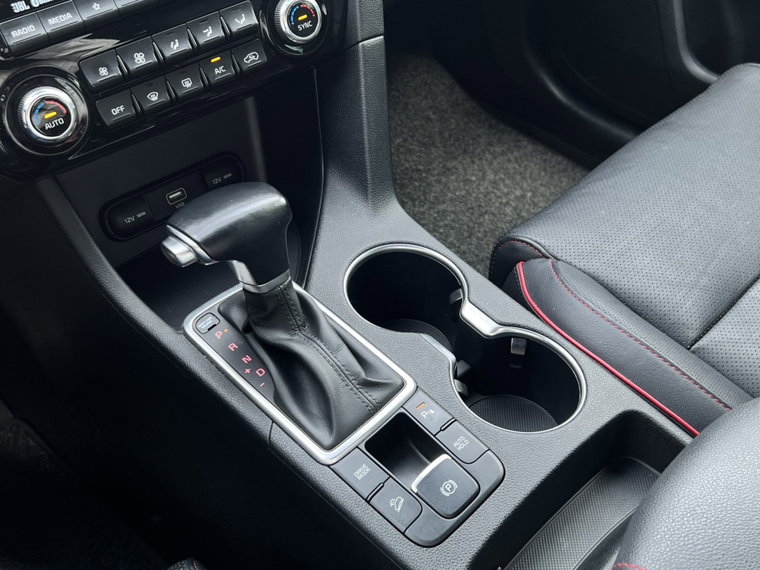 Vehicle Image 26