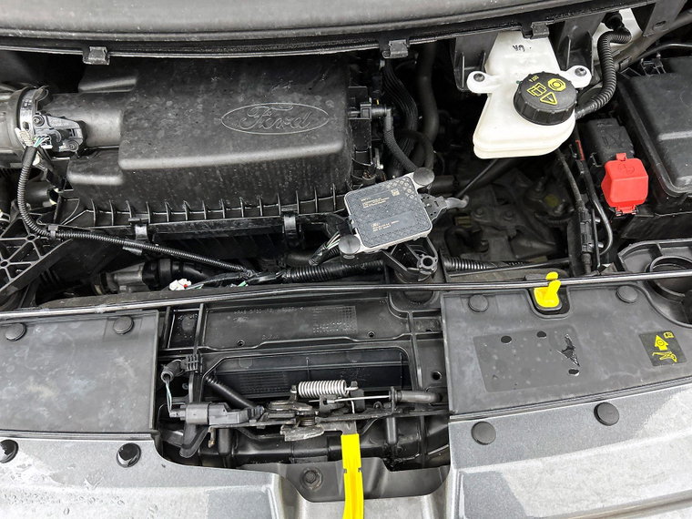 Vehicle Image 13