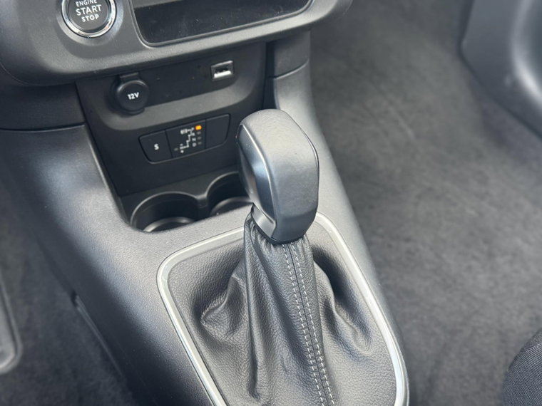 Vehicle Image 36