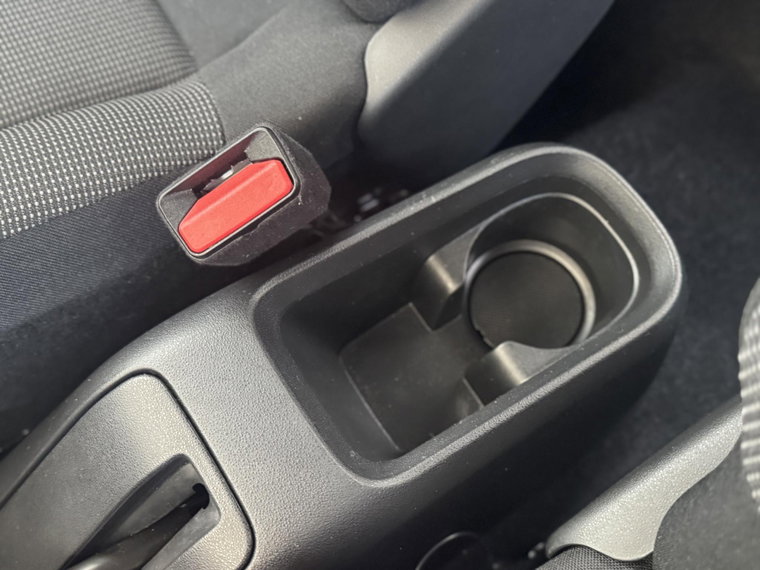 Vehicle Image 37