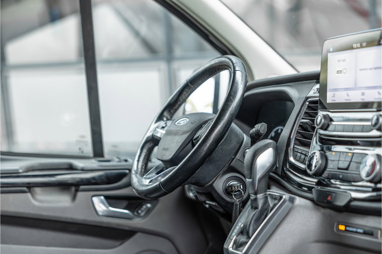 Vehicle Image 9