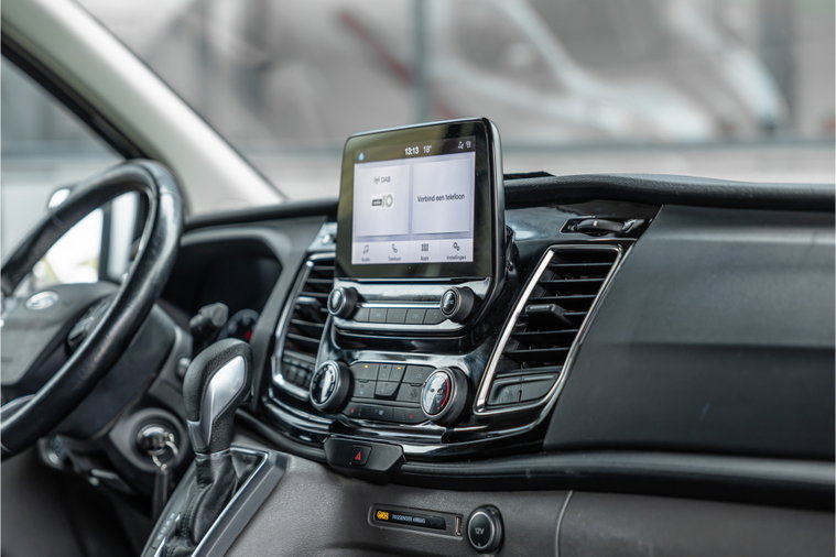 Vehicle Image 11