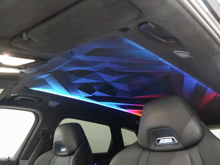 Vehicle Image 35