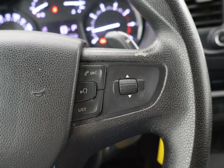 Vehicle Image 37
