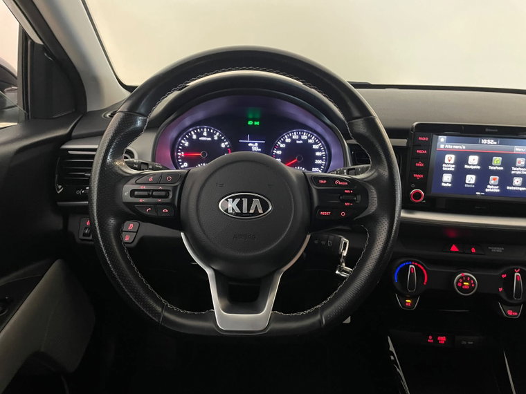 Vehicle Image 17