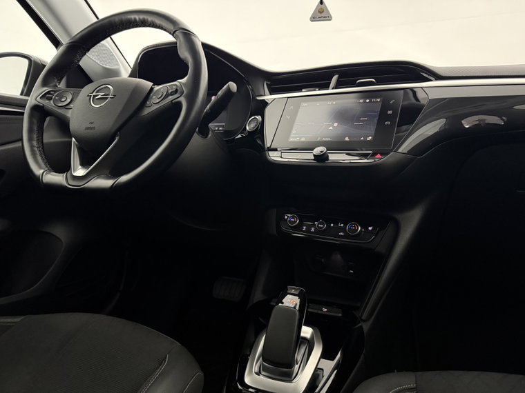 Vehicle Image 23