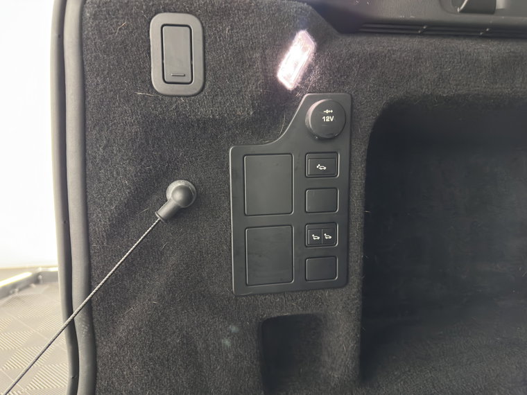 Vehicle Image 29