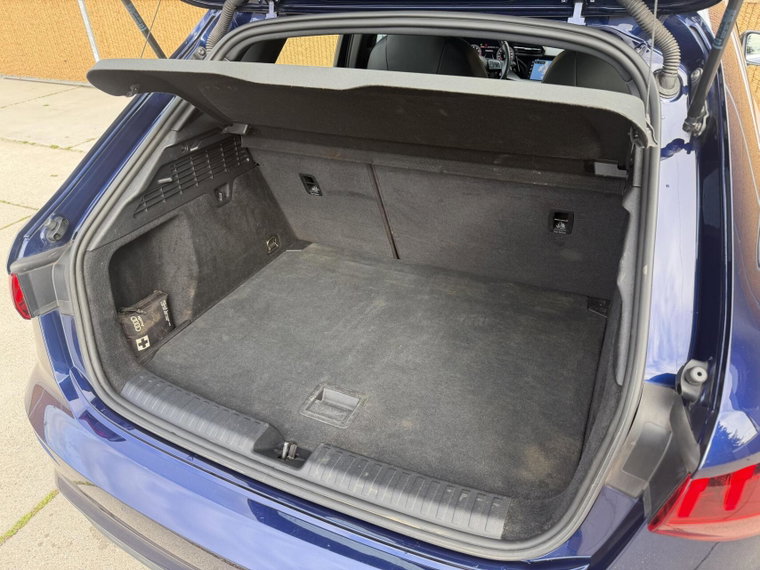 Vehicle Image 39