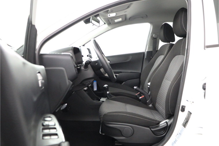 Vehicle Image 19