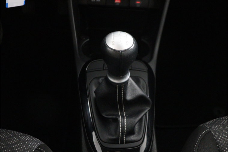 Vehicle Image 27