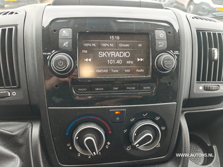 Vehicle Image 39