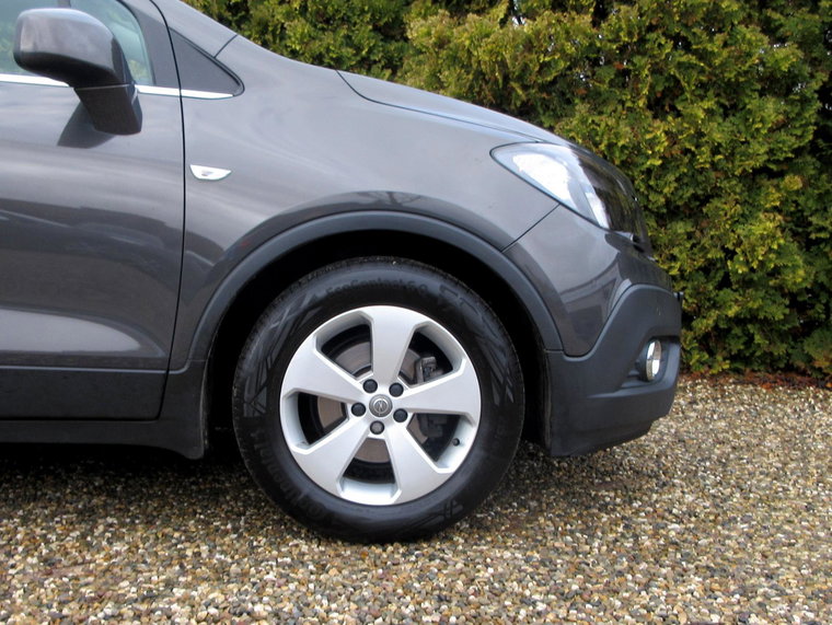 Vehicle Image 11