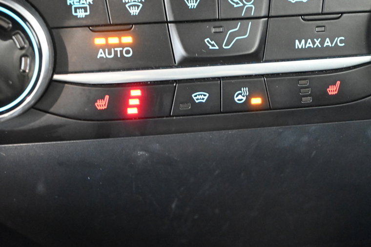 Vehicle Image 42