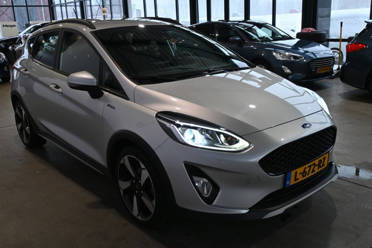 Vehicle Image 10