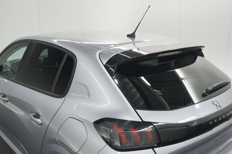 Vehicle Image 22