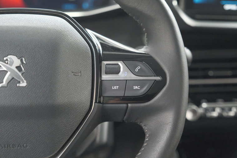 Vehicle Image 33