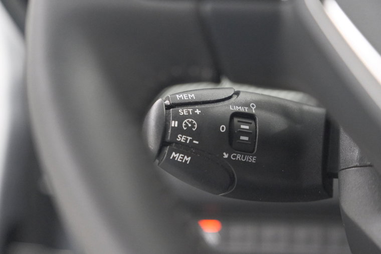 Vehicle Image 34