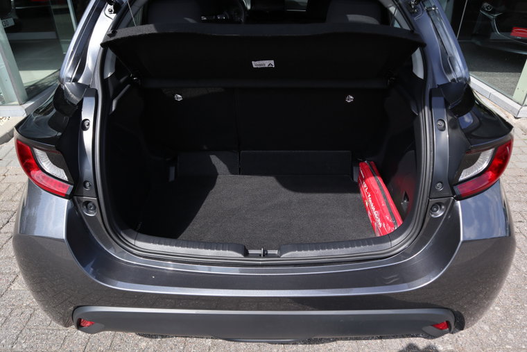 Vehicle Image 35