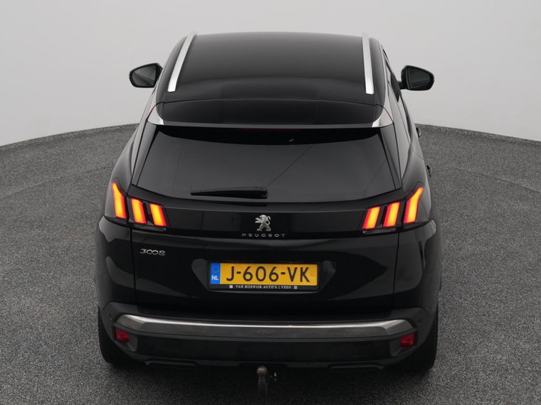 Vehicle Image 28