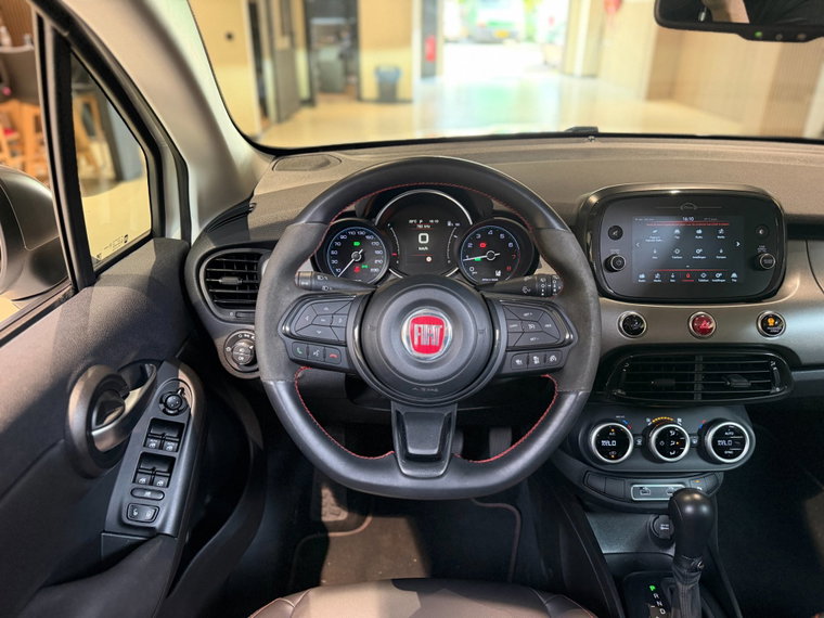Vehicle Image 48