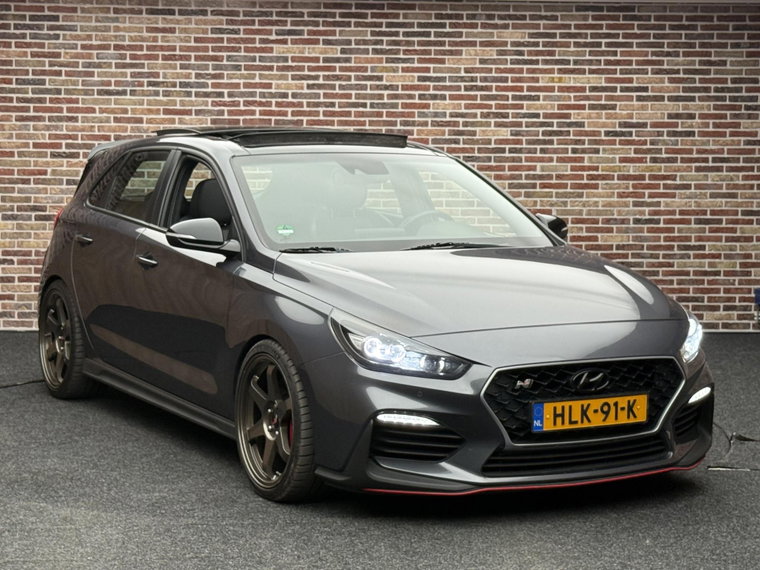 Vehicle Image 30