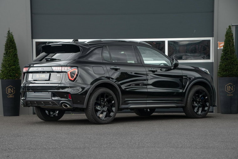 Vehicle Image 6