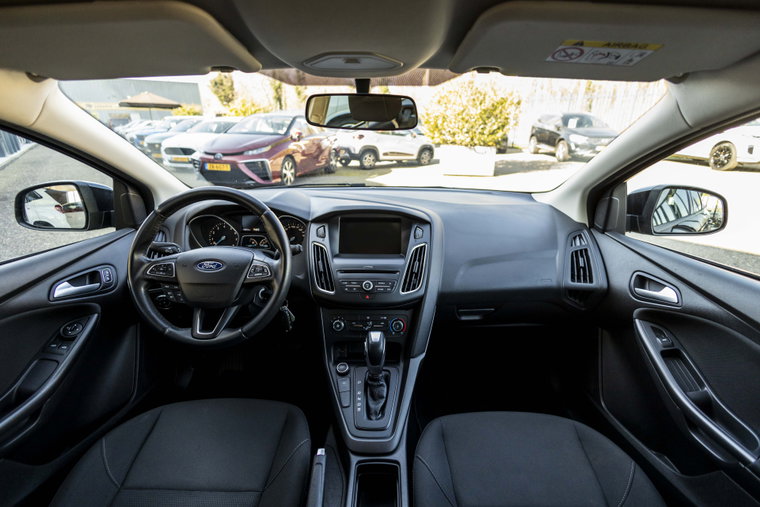 Vehicle Image 20