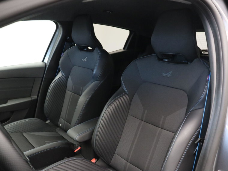 Vehicle Image 36