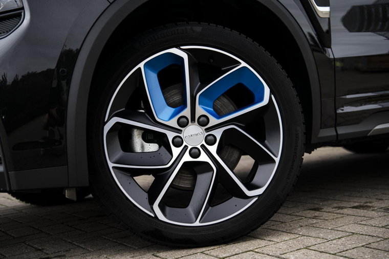 Vehicle Image 19