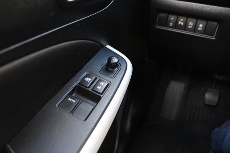 Vehicle Image 22