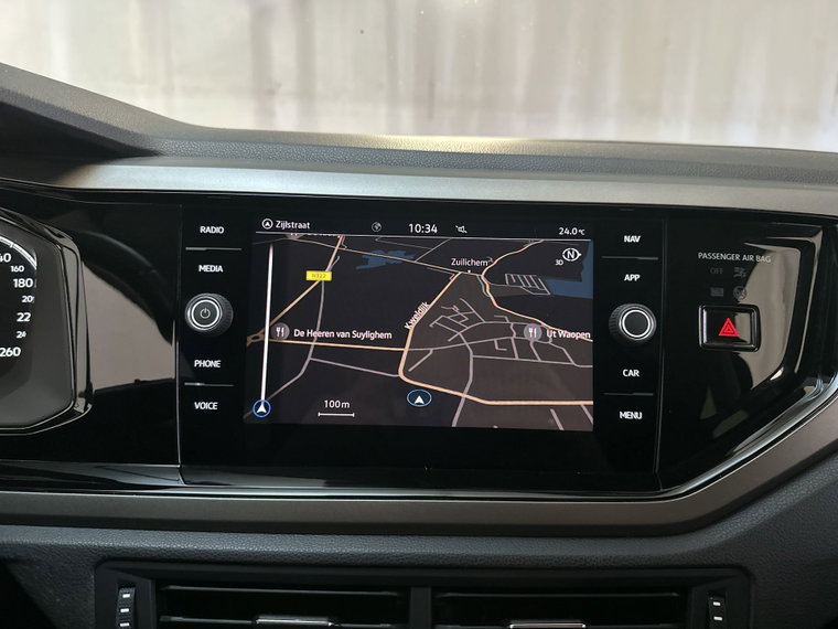 Vehicle Image 18