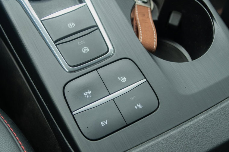 Vehicle Image 35