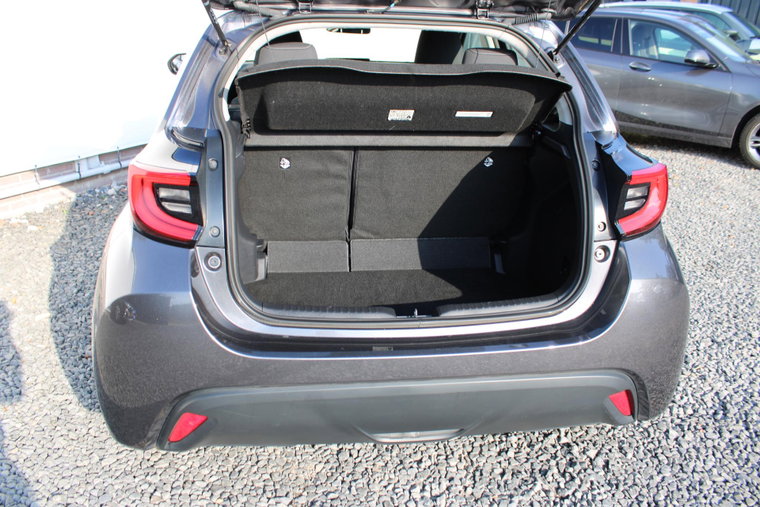 Vehicle Image 13