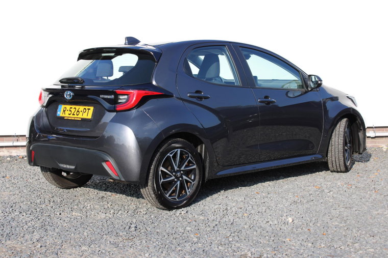 Vehicle Image 4
