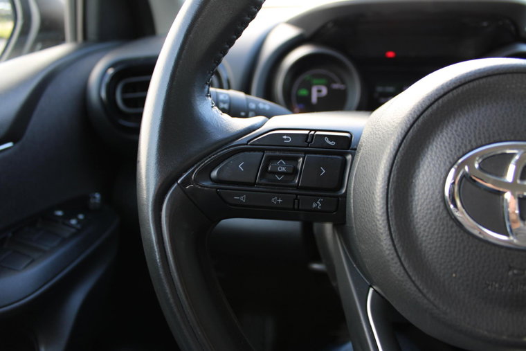 Vehicle Image 23