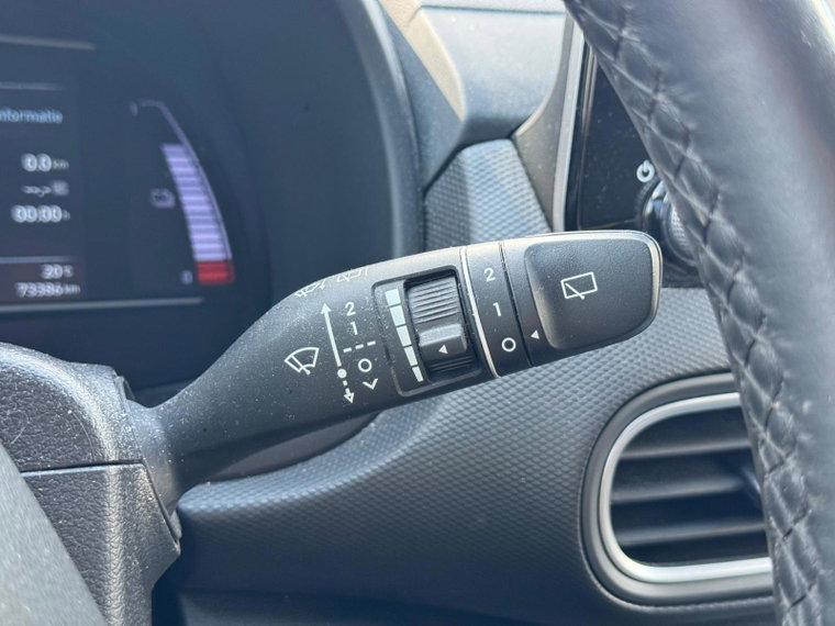 Vehicle Image 27