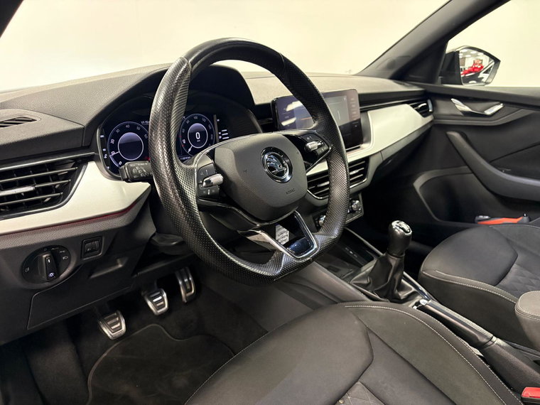 Vehicle Image 30