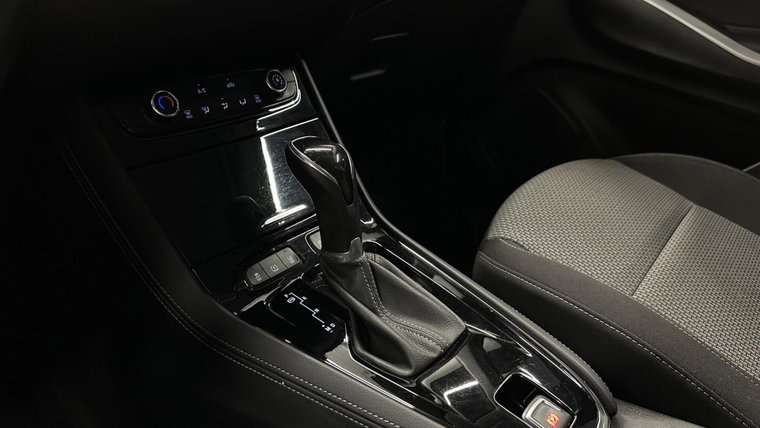 Vehicle Image 37