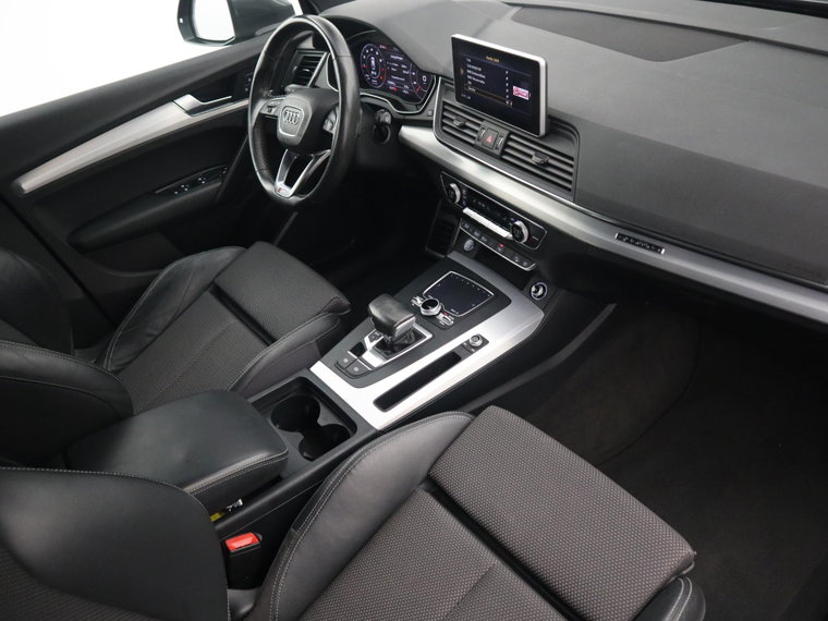 Vehicle Image 45