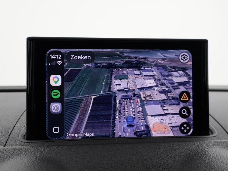 Vehicle Image 11