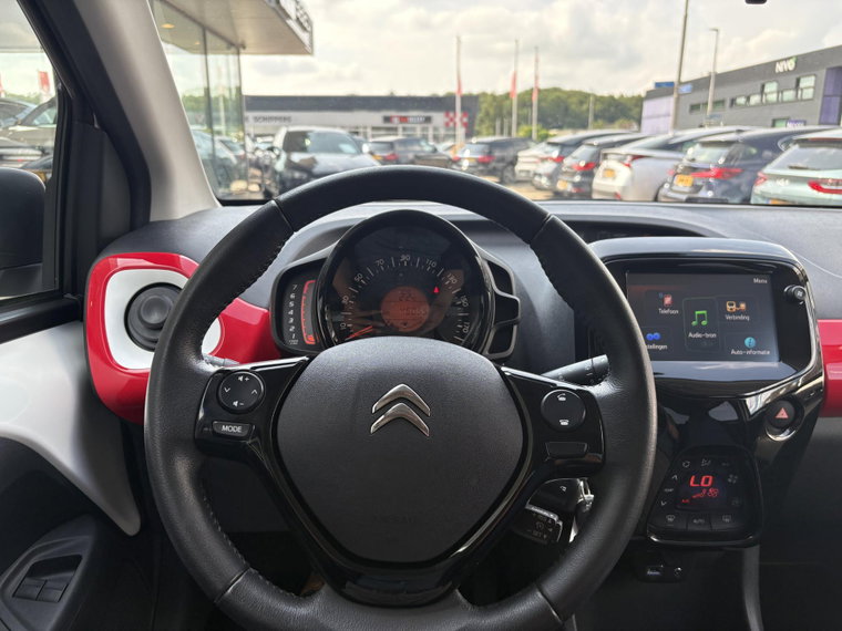 Vehicle Image 14